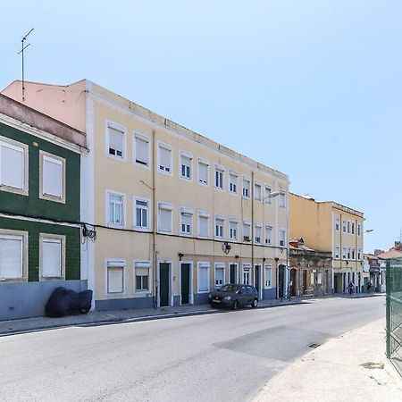 Vita Portucale ! Bright Campo Ourique W/ Terrace Lisboa المظهر الخارجي الصورة